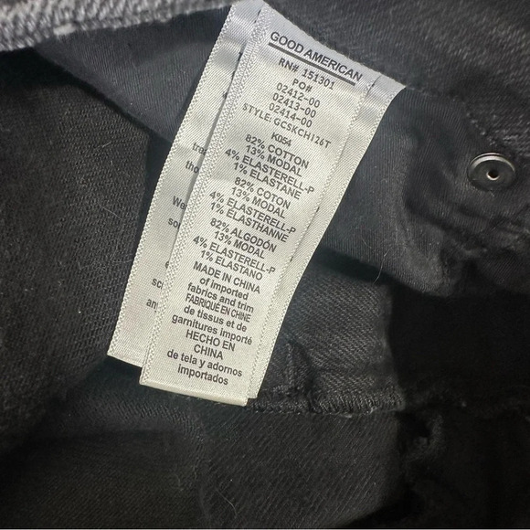 Good American Good Curve Crop Denim Size 10/30 - Picture 4 of 4